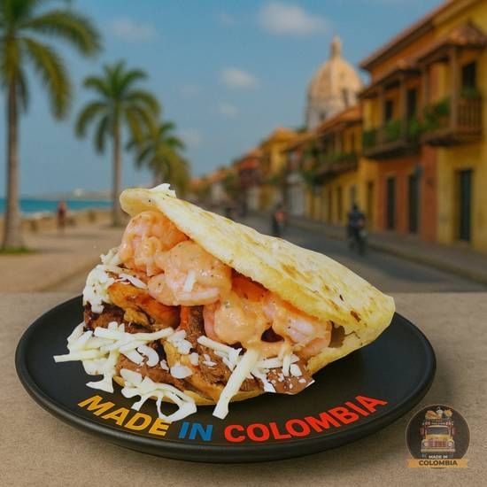 Arepa Mar y Tierra