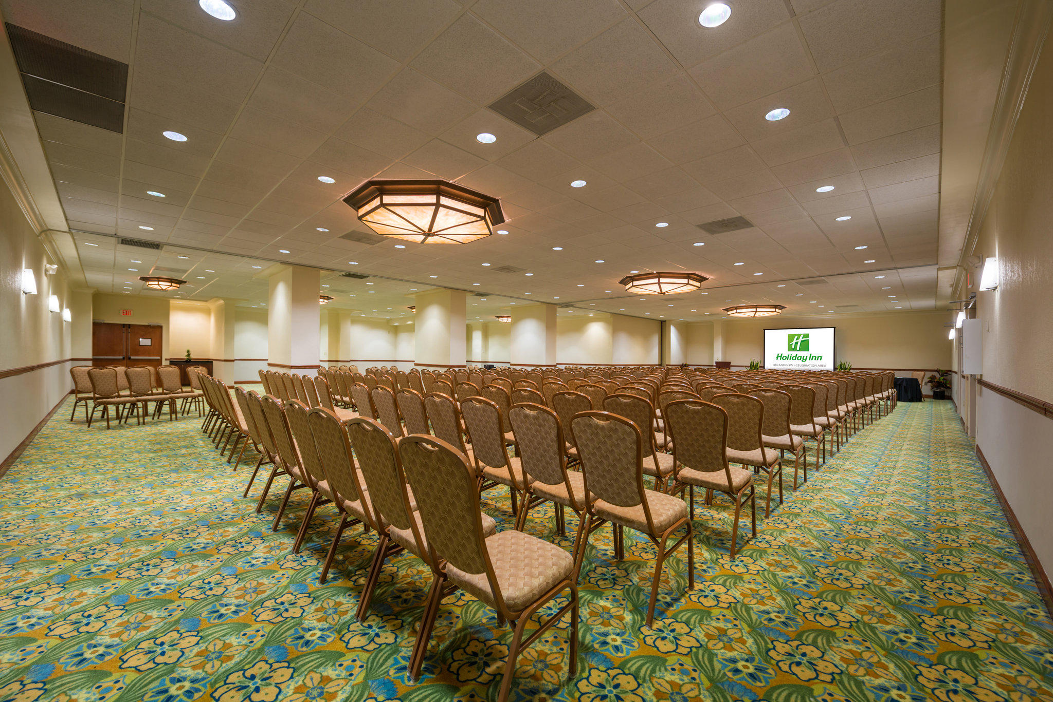 Holiday Inn & Suites Orlando SW - Celebration Area Photo