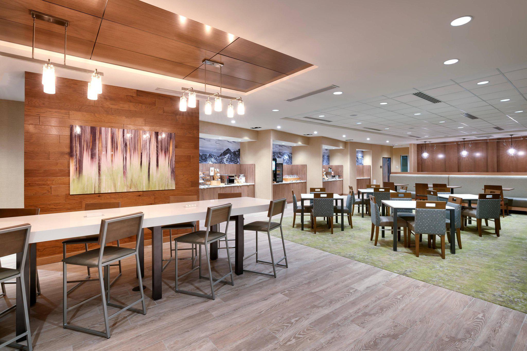 Fairfield Inn & Suites by Marriott Denver West/Federal Center Photo