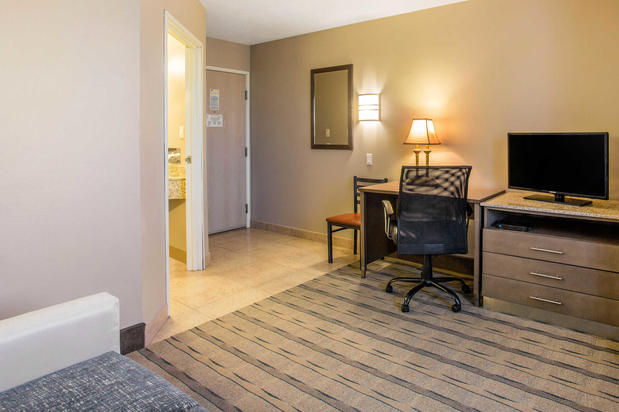 Images Quality Inn
