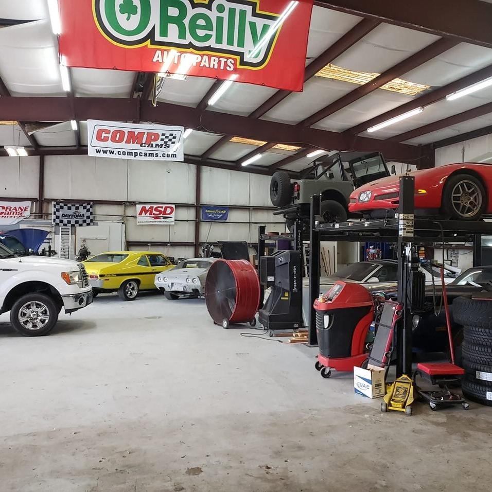 Doc Holliday&apos;s Auto Repair Logo