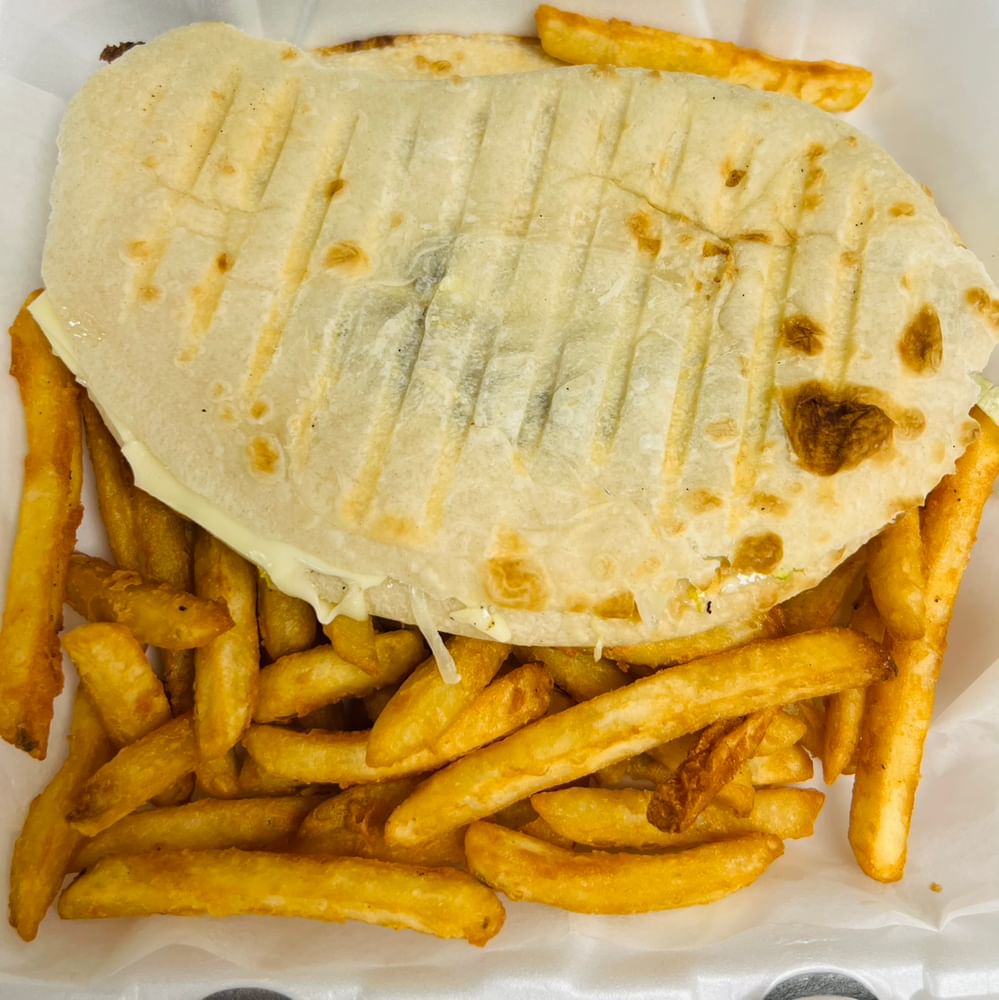 Chicken Bomb Gourmet Pita