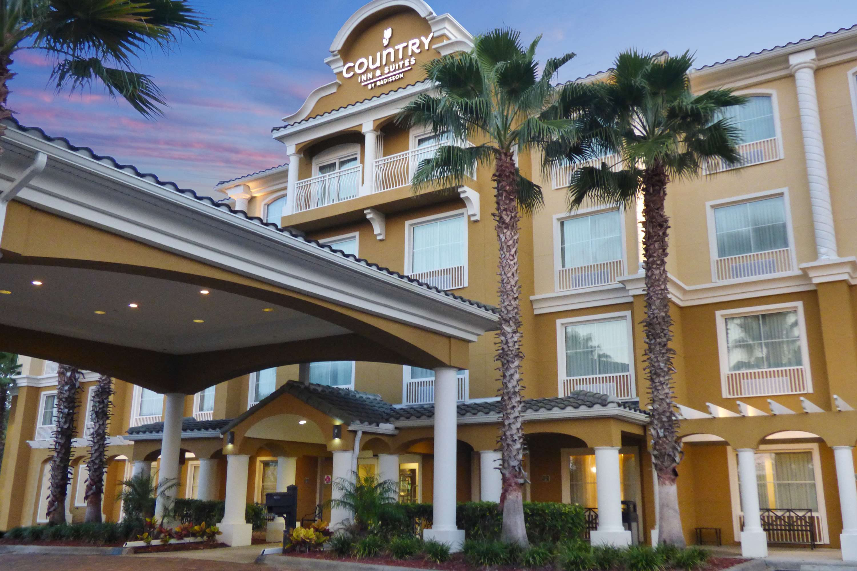 Country Inn & Suites by Radisson, Port Orange-Daytona, FL Photo