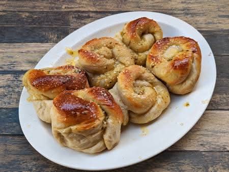 Garlic Rolls