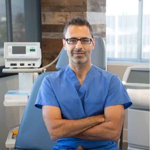 Dr. Babak Dadvand