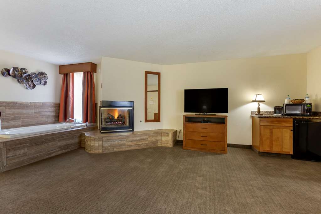 Best Western Paint Pony Lodge Image