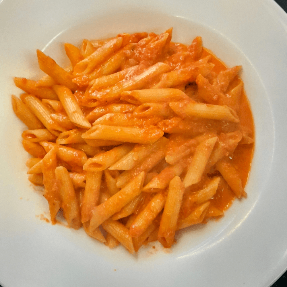 Penne Vodka or Alfredo
