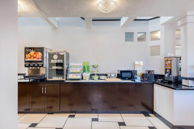 Images Quality Inn & Suites