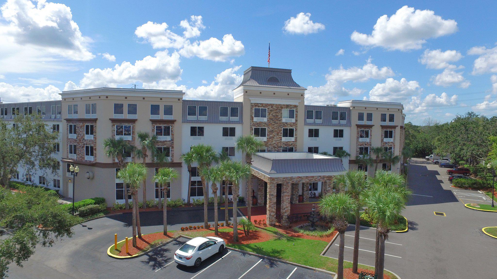 Staybridge Suites Orlando Royale Parc Suites Photo