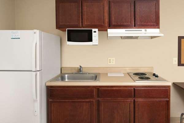 WoodSpring Suites Kansas City Liberty Image