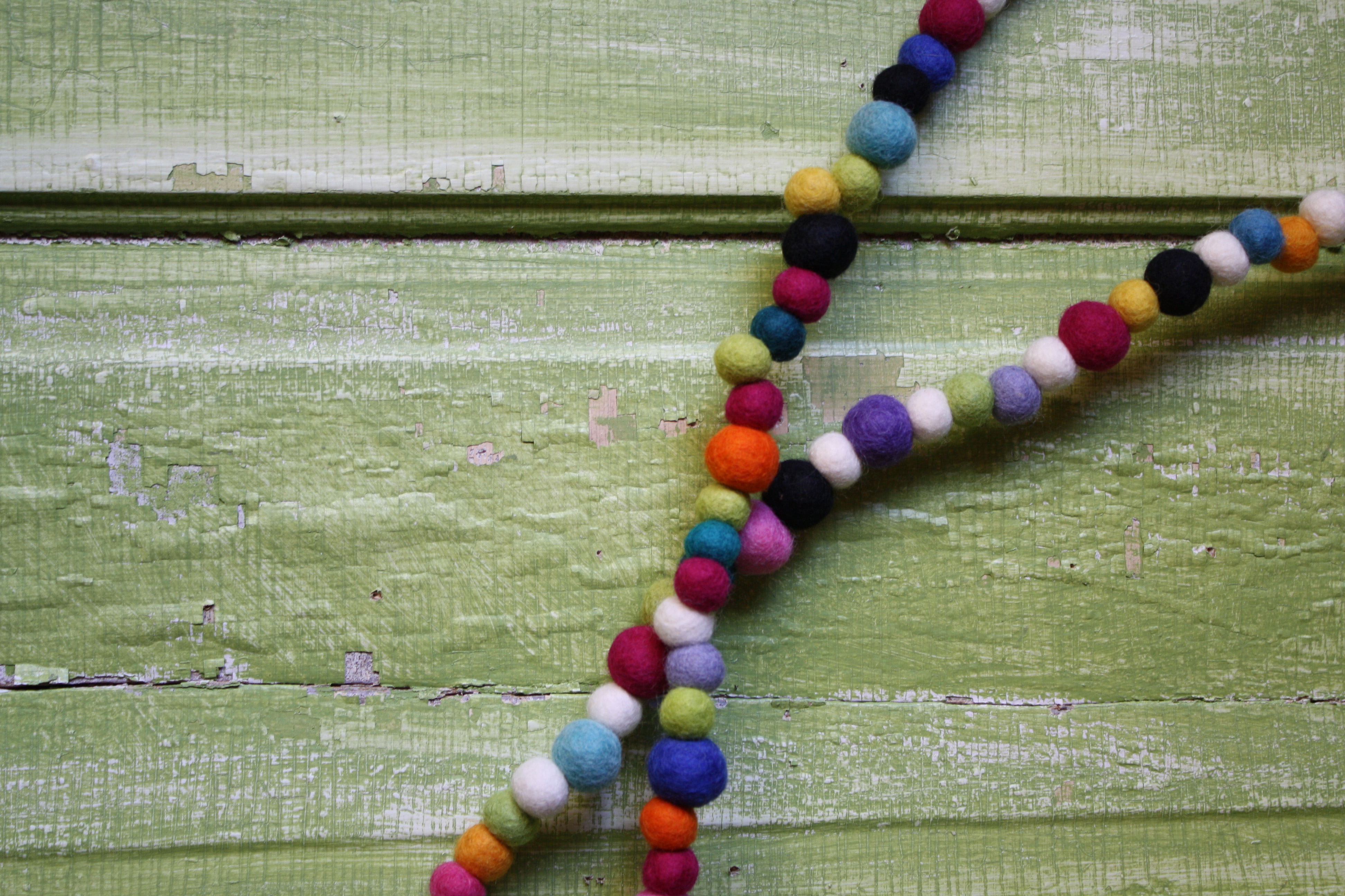 L & B Yarn Co Logo