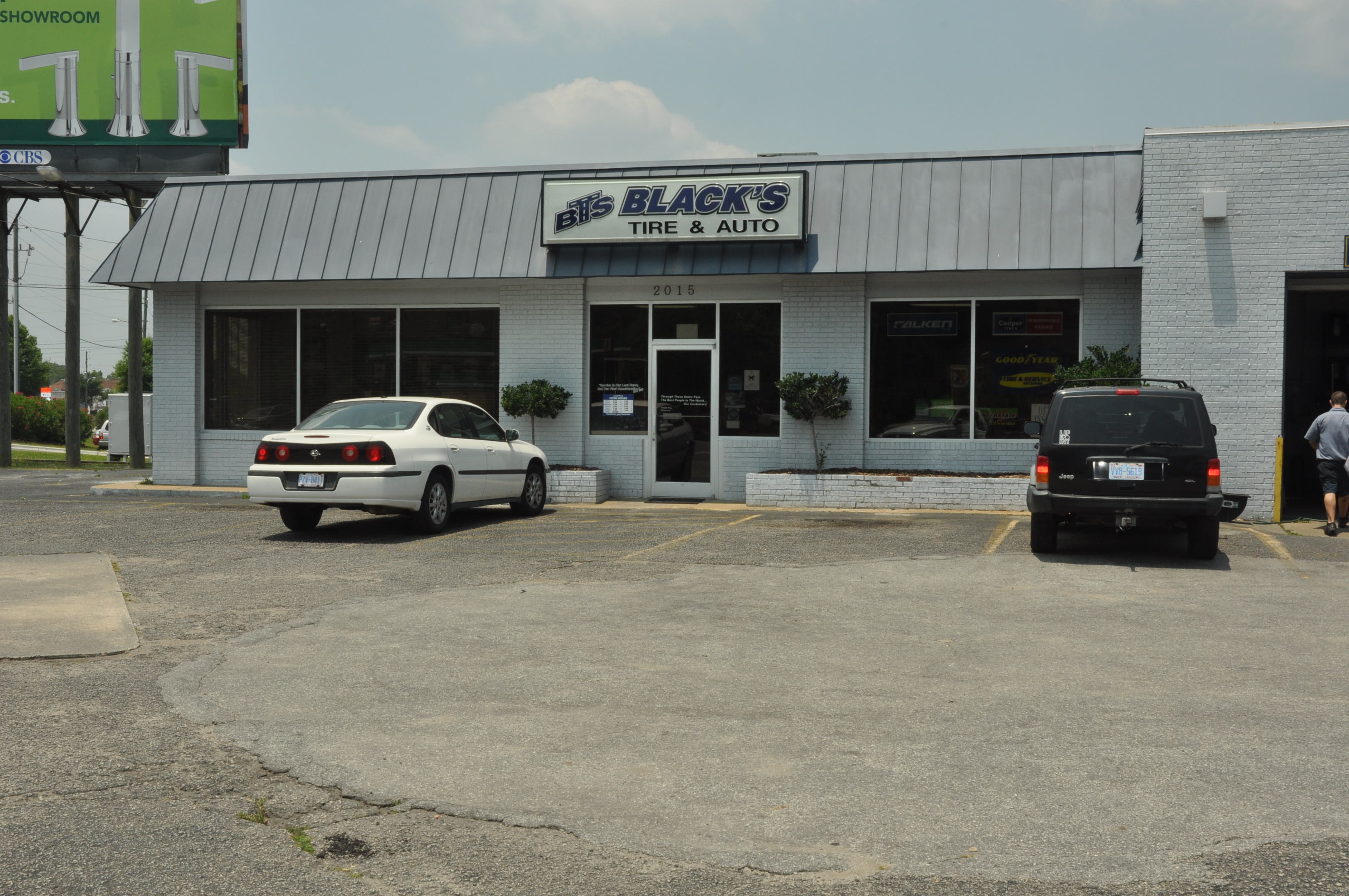 Black's Tire & Auto Services Photo