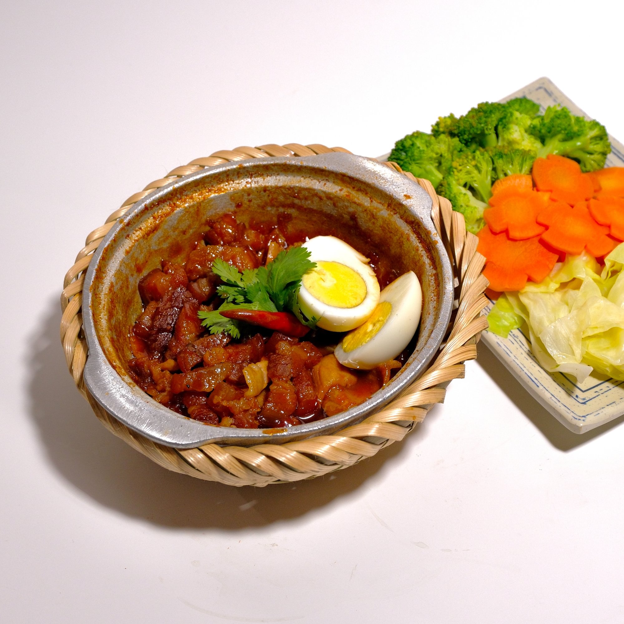 Braised Pork Clay Pot Rice / Cơm Thịt Heo Kho Tộ