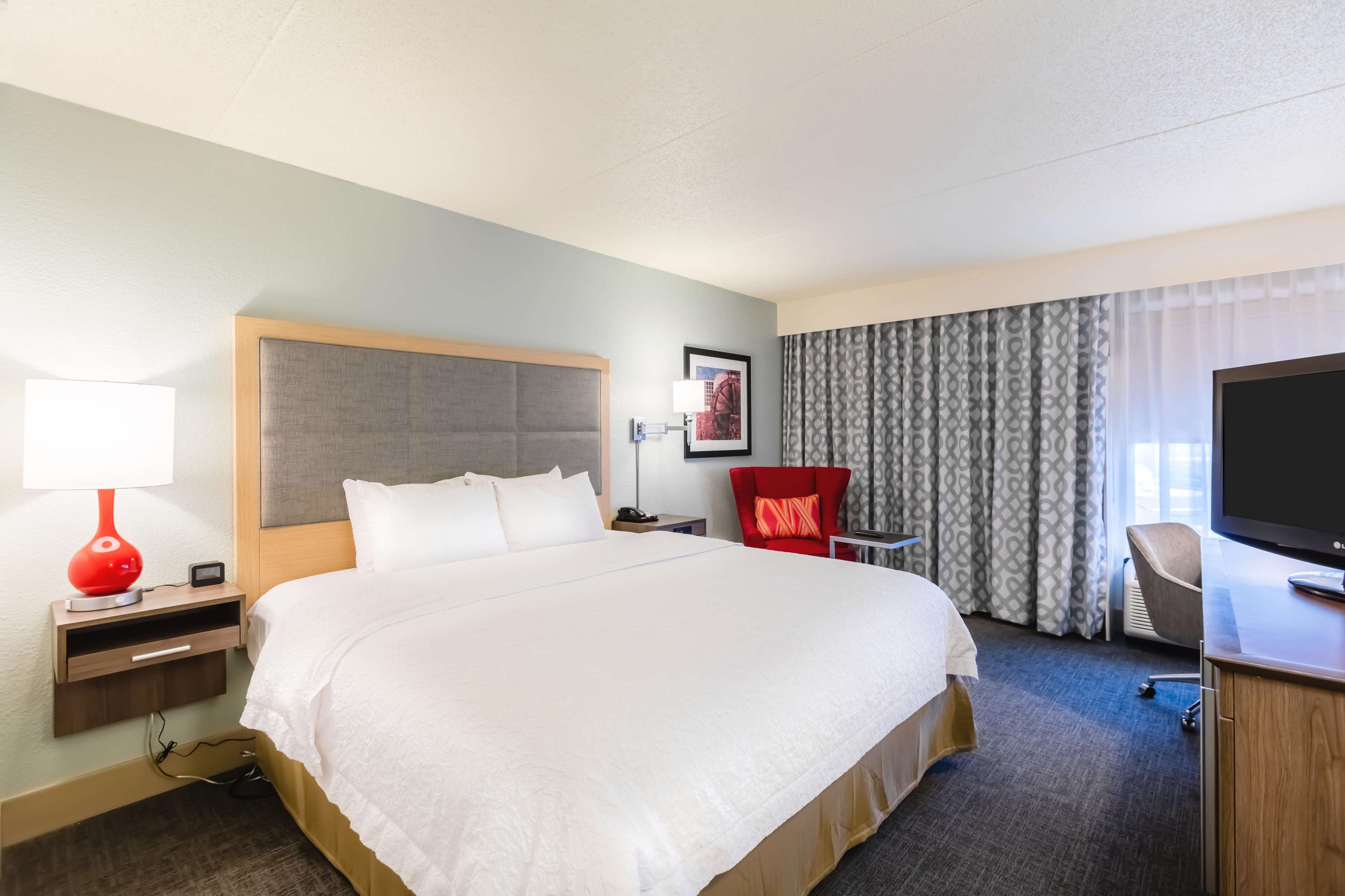 Hampton Inn St. Louis/St. Charles Photo