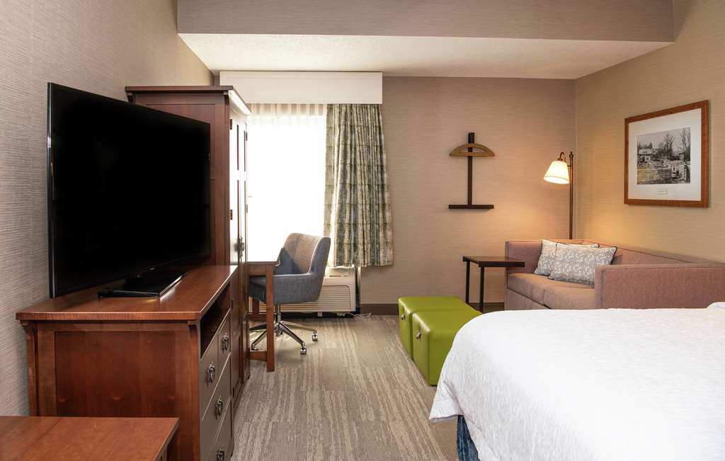 Hampton Inn & Suites Rochester/Victor Image