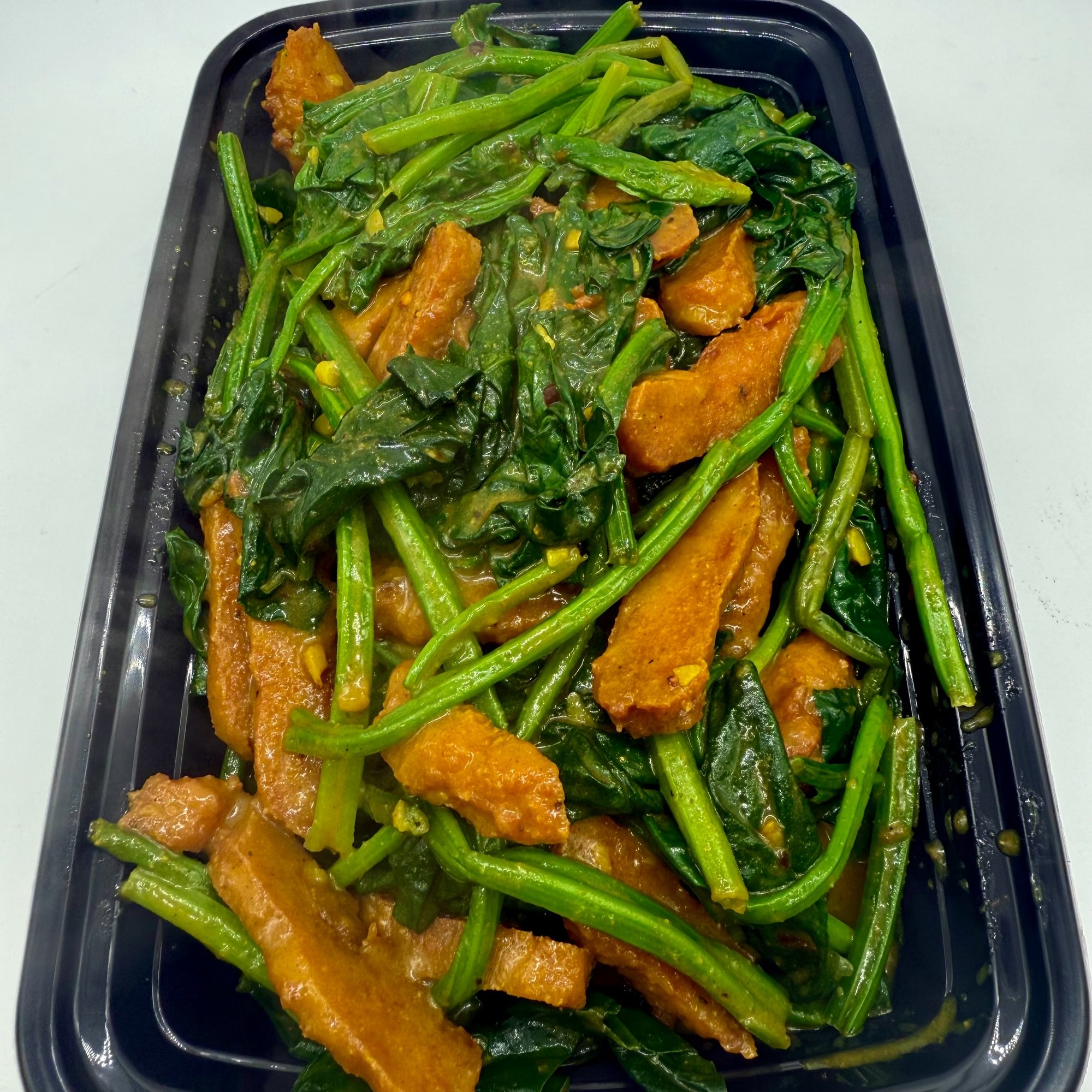 Chicken with Spinach in Curry Sauce