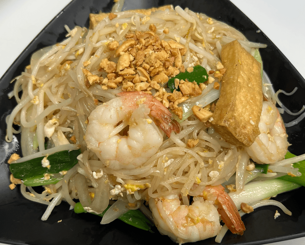 CS2.Vietnamese Fresh Noodle (Egg, Carrot, Bean Sprout, Yellow Green Onion, Peanut)