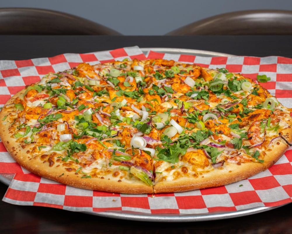 X-Large 18" Tandoori Chicken Pizza