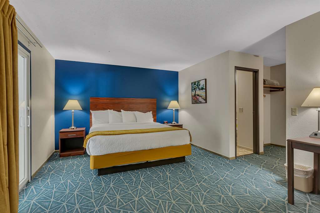 SureStay by Best Western Spicer Image