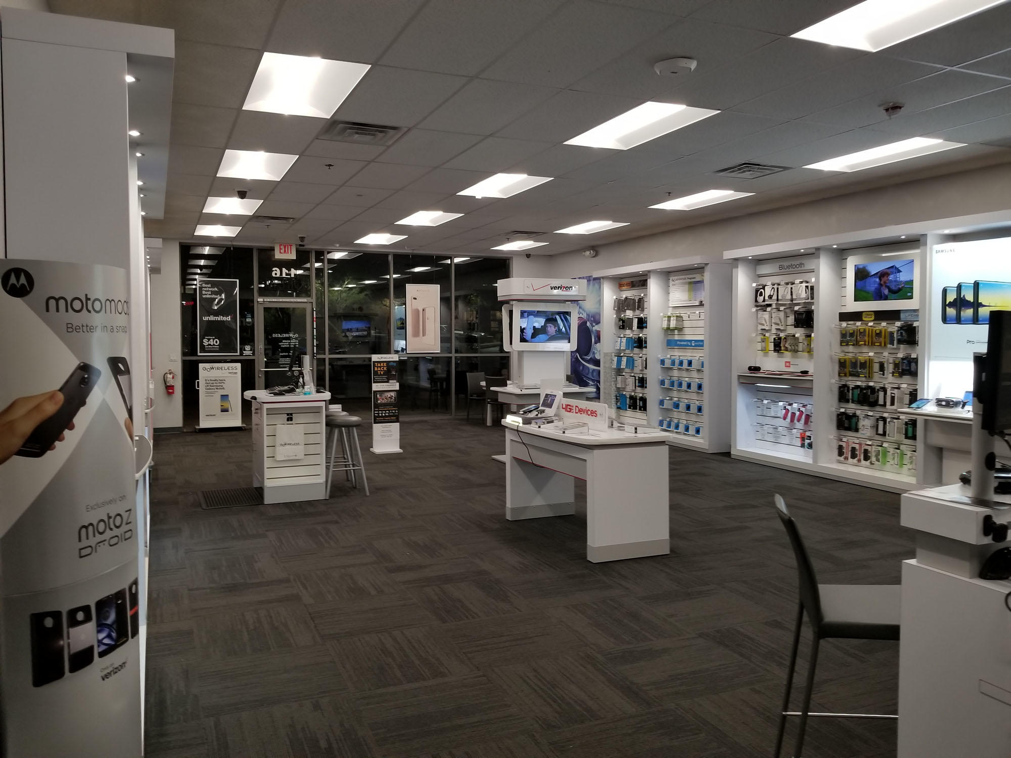 Verizon Authorized Retailer – GoWireless Photo