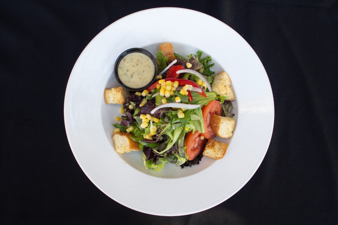 SM mixed green salad