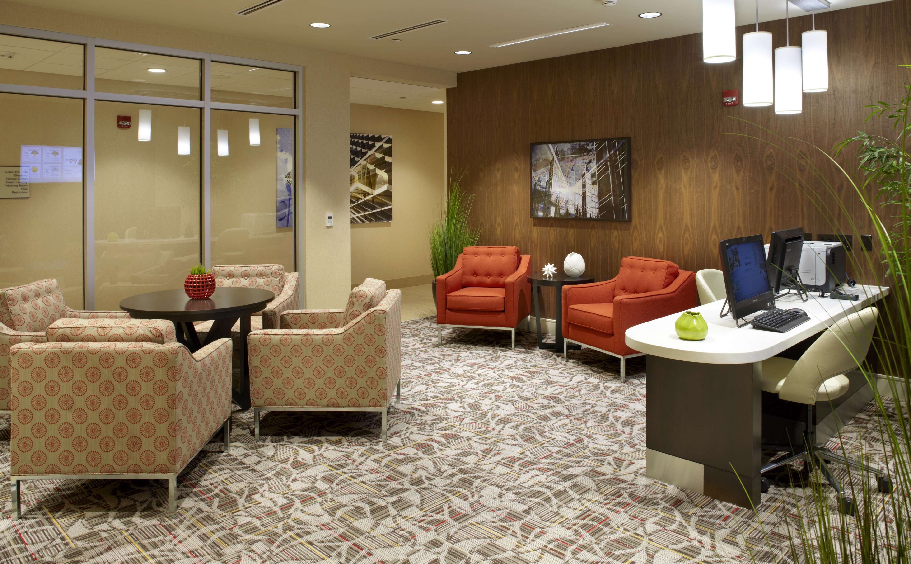 Homewood Suites by Hilton Pittsburgh Airport Robinson Mall Area PA Photo