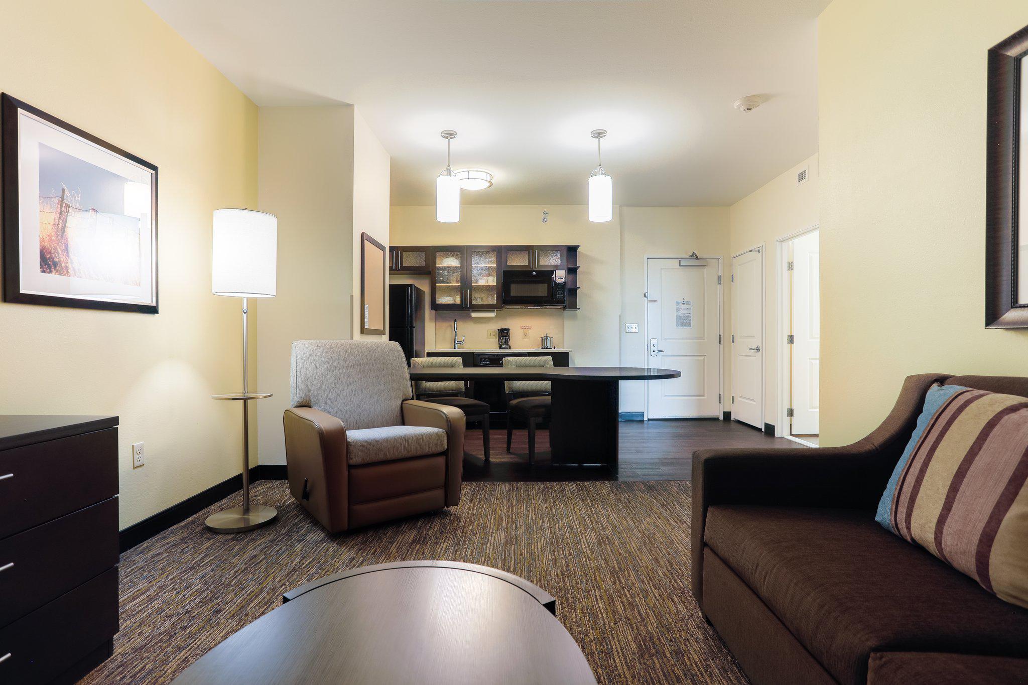 Candlewood Suites Lenexa - Overland Park Area Photo