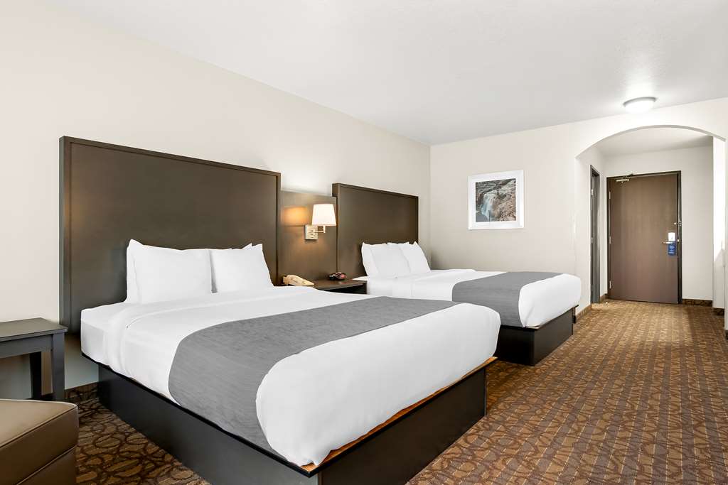 Best Western Sawtooth Inn & Suites Image