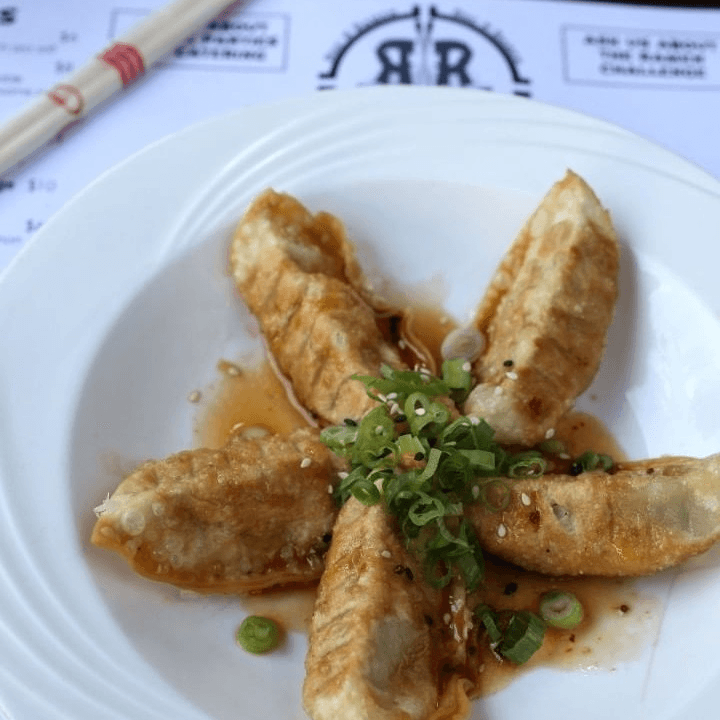 Gyoza Dumplings W/ Chicken (5)