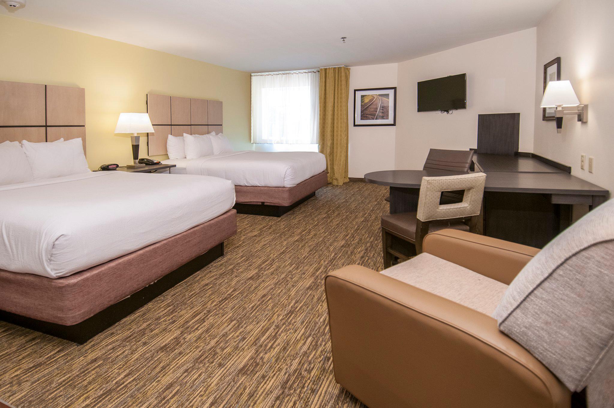Candlewood Suites Baton Rouge - College Drive Photo