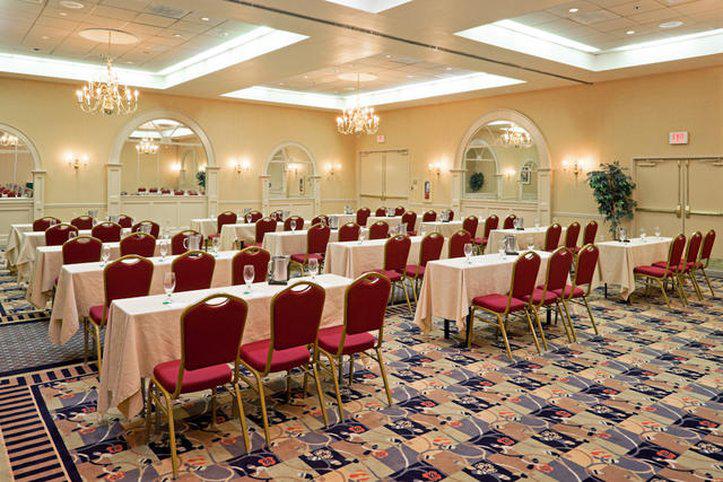 Holiday Inn Philadelphia South-Swedesboro Photo