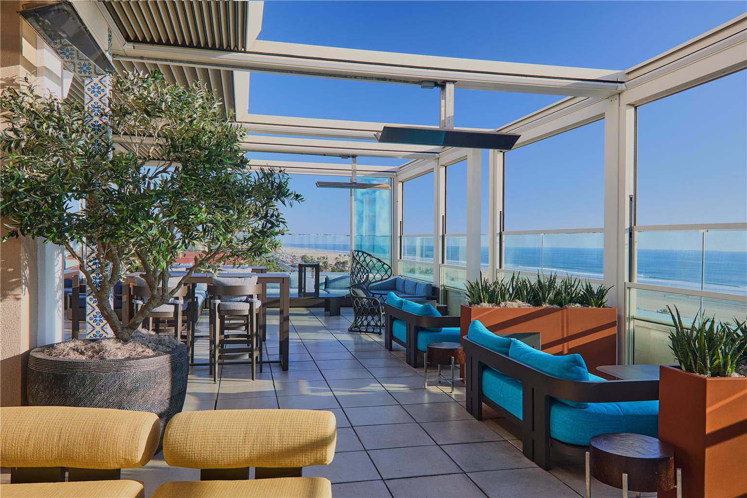 The Waterfront Beach Resort, a Hilton Hotel Image