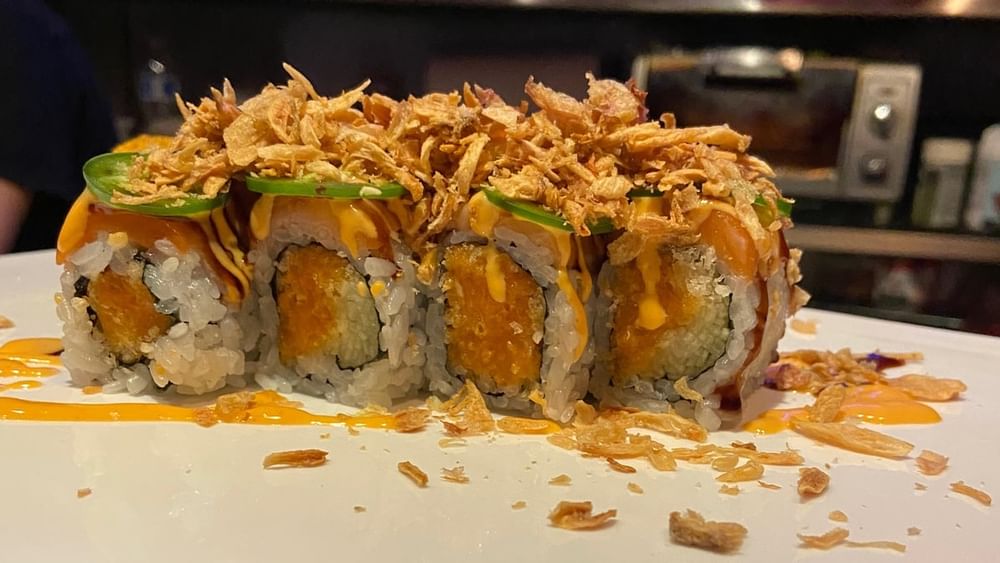 Spicy Garlic Salmon Roll