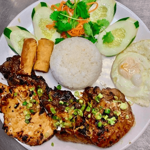 Com Đac Biet Platter