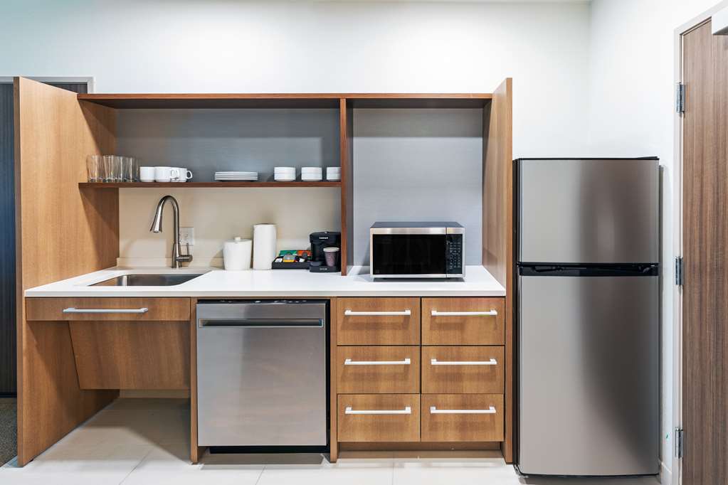 Home2 Suites by Hilton Weatherford Image