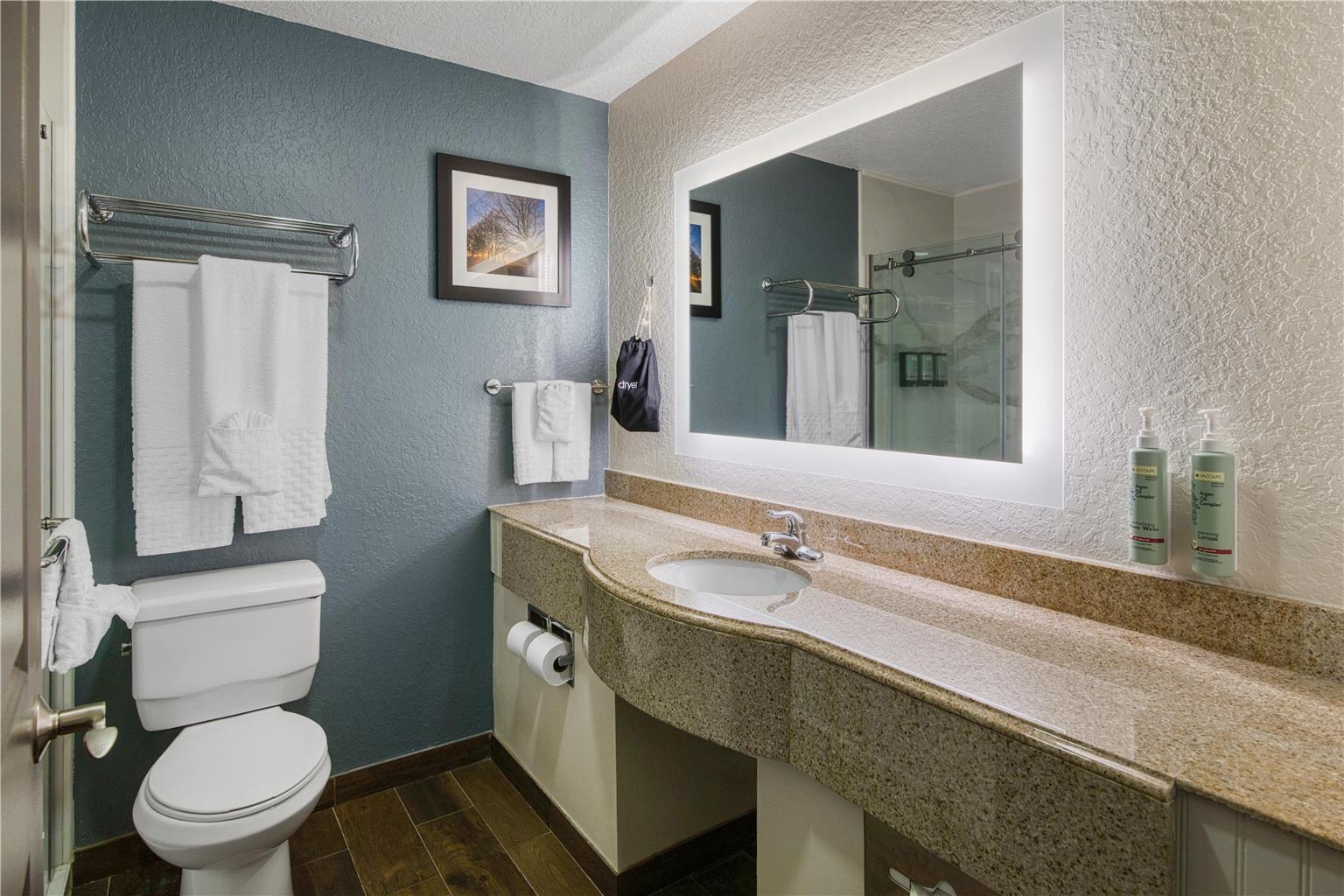 Best Western Waldo Inn & Suites Image