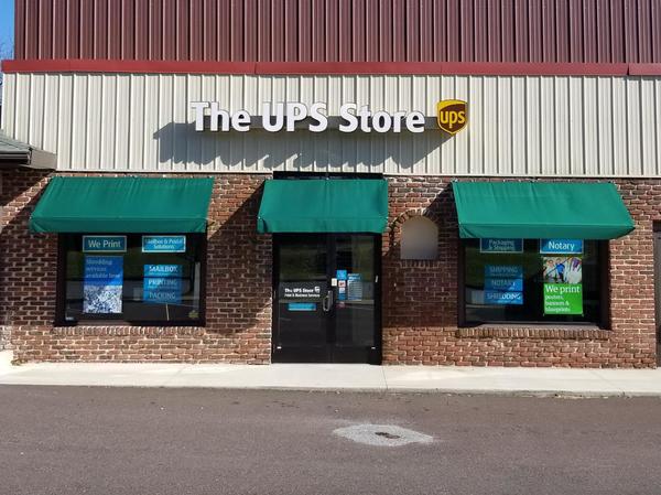 Facade of The UPS Store Douglassville
