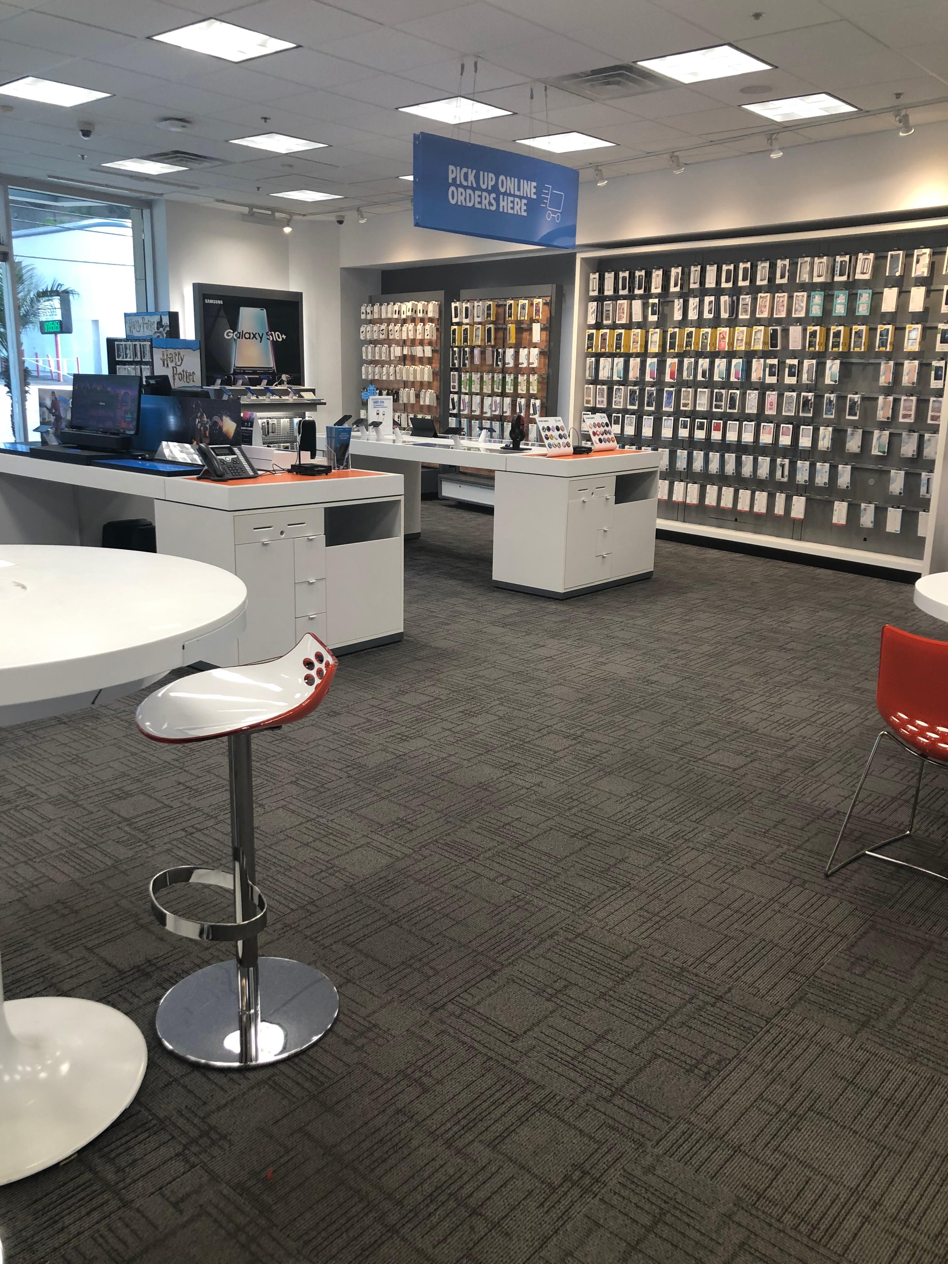 AT&T Store Photo