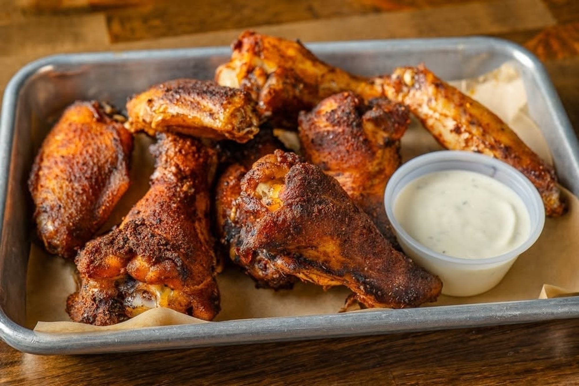 8 Smoked Wings 1 Sauce