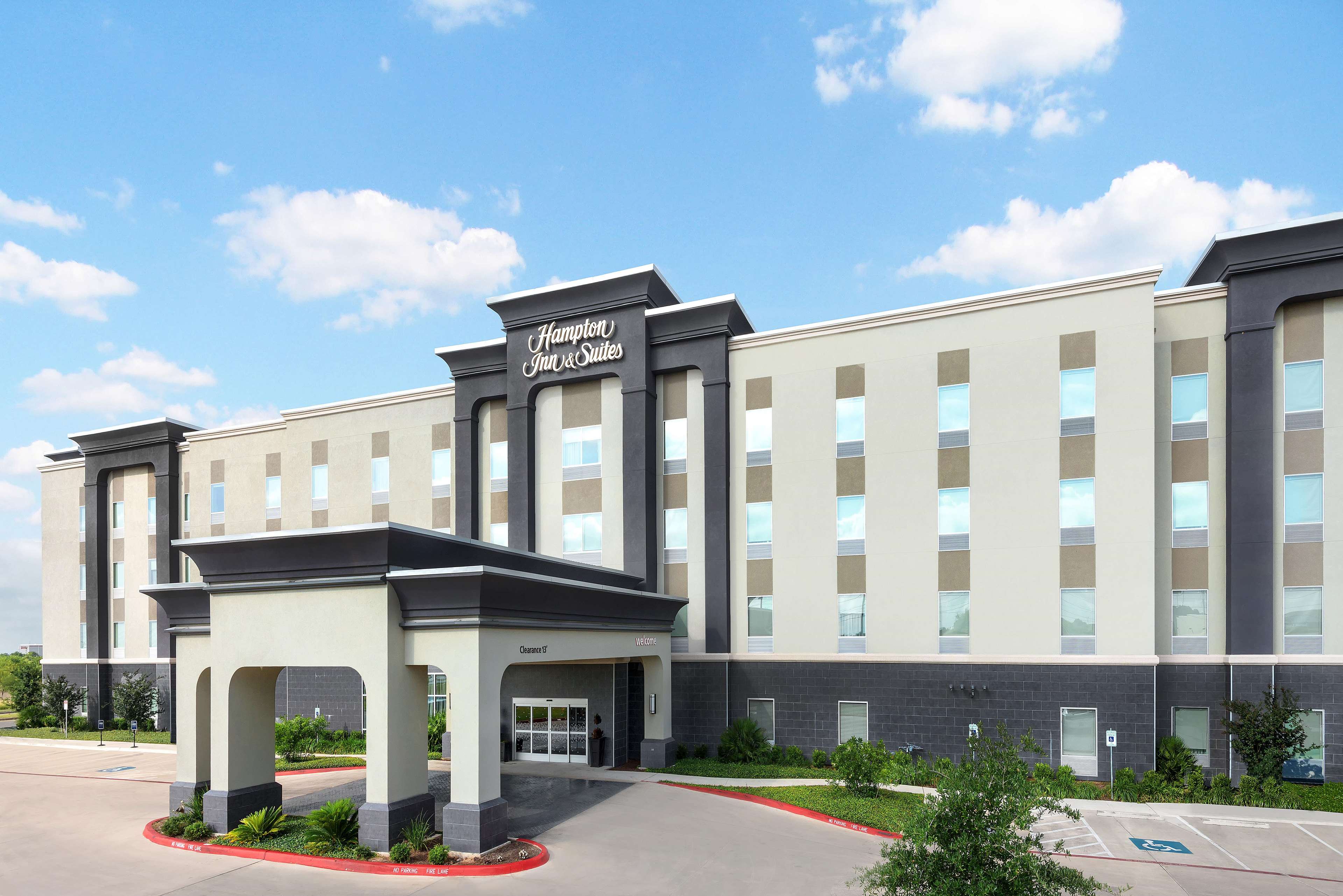 Hampton Inn & Suites San Antonio Brooks City Base Photo