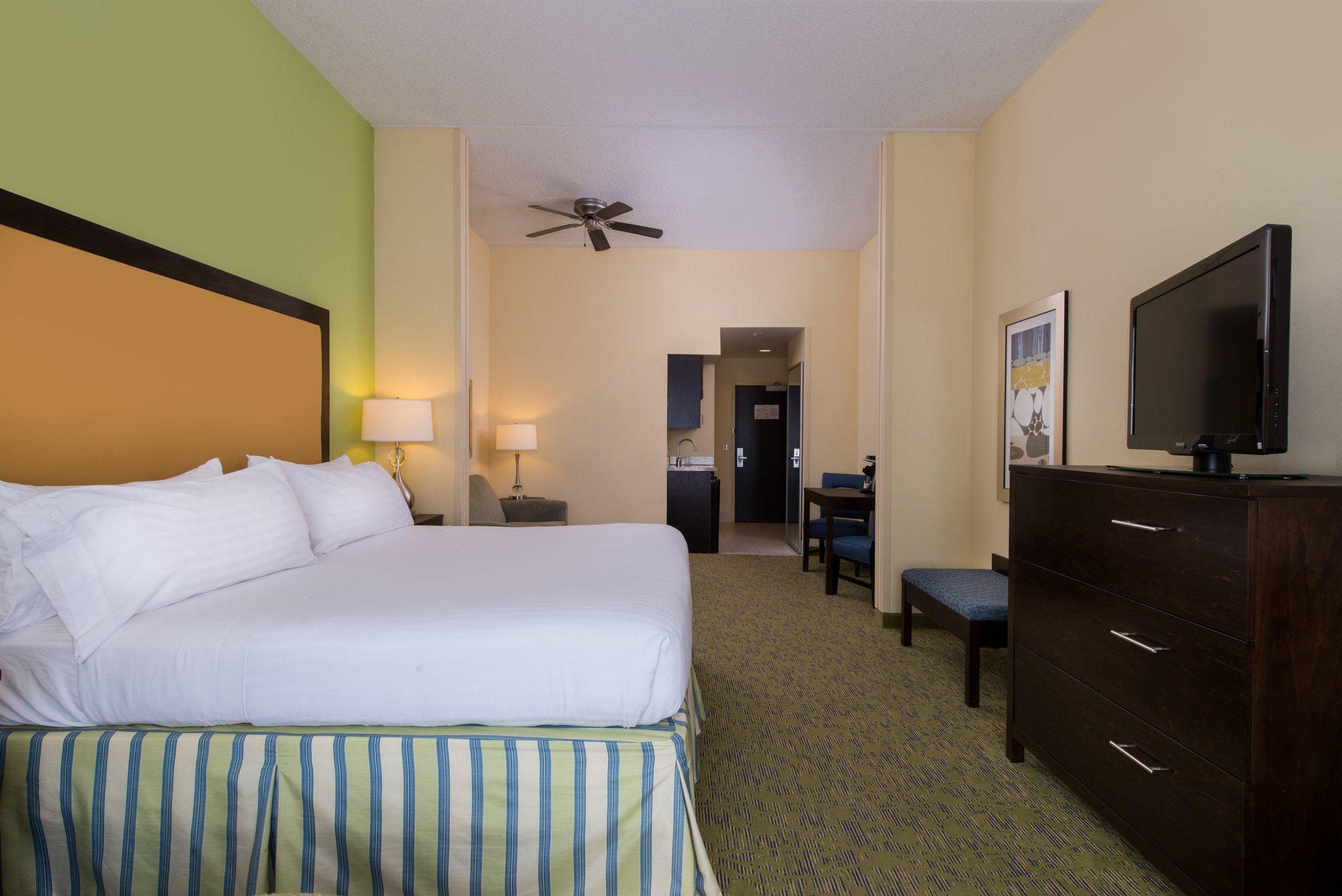 Holiday Inn Express & Suites Dickson City - Scranton Photo