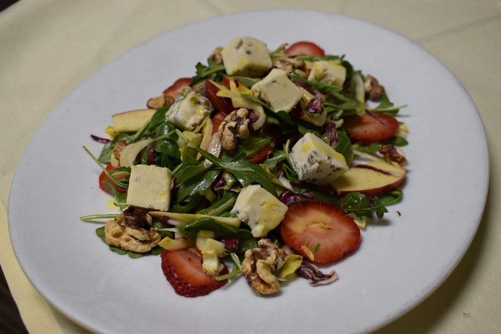 Gorgonzola Salad