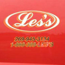 Les's Sanitary Service Logo