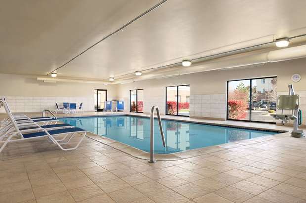 Images Hampton Inn & Suites Detroit/Sterling Heights