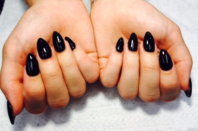 TL Nails & Spa image