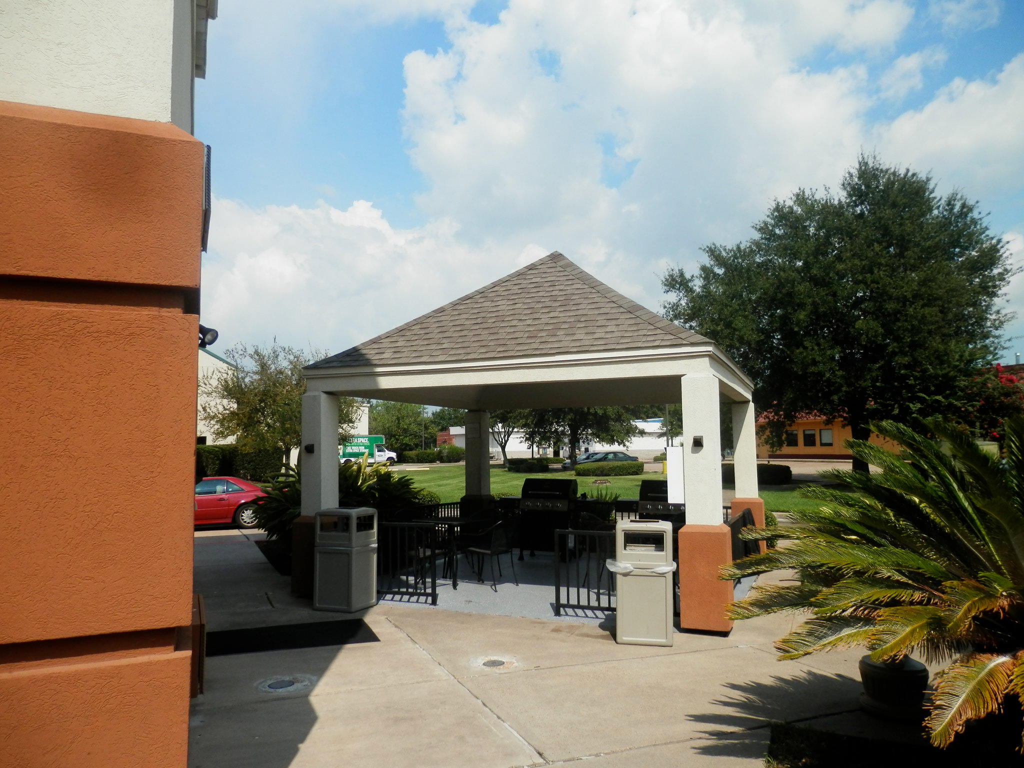 Candlewood Suites Houston-Clear Lake Photo