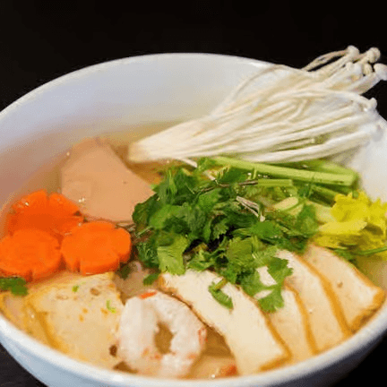 N5. House Rice Noodle or Yellow Noddle Soup Tofu