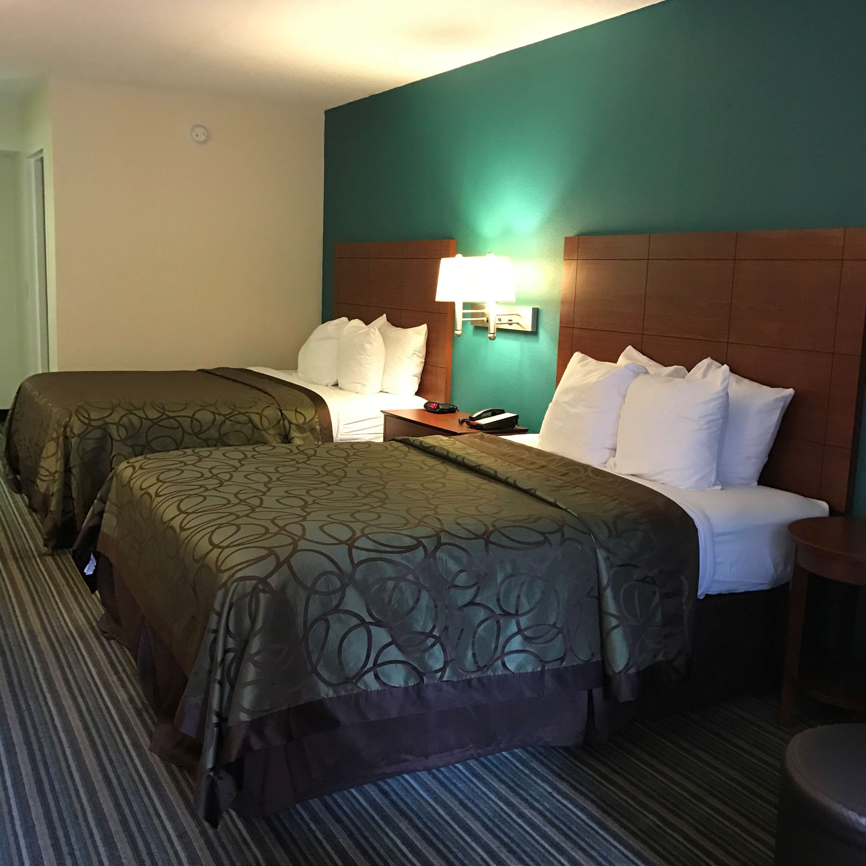 Best Western Tallahassee-Downtown Inn & Suites Photo