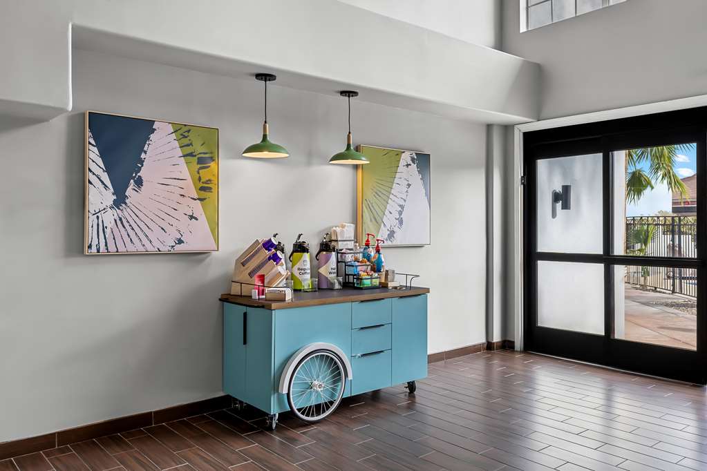 Spark by Hilton Glendale Phoenix North Image