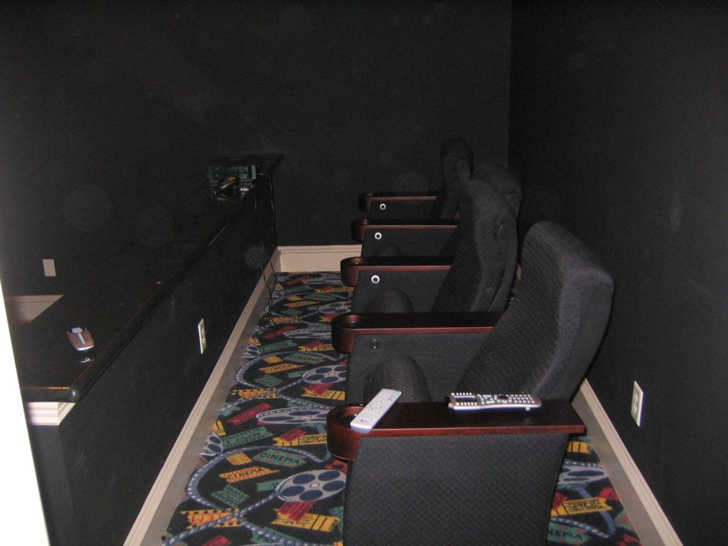 Comfortable reclining seating to watch your favorite movies.